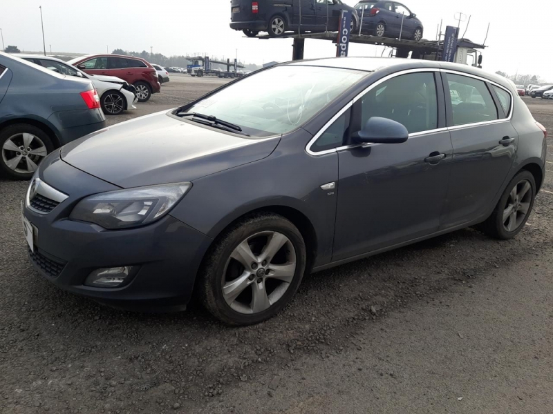 U69, Opel Astra 2012, 1.6, бензин, МКПП