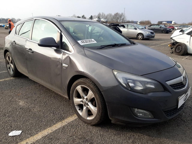 U69, Opel Astra 2012, 1.6, бензин, МКПП