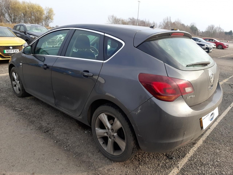 U69, Opel Astra 2012, 1.6, бензин, МКПП
