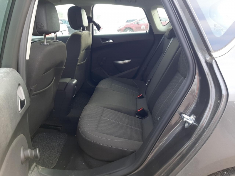 U69, Opel Astra 2012, 1.6, бензин, МКПП