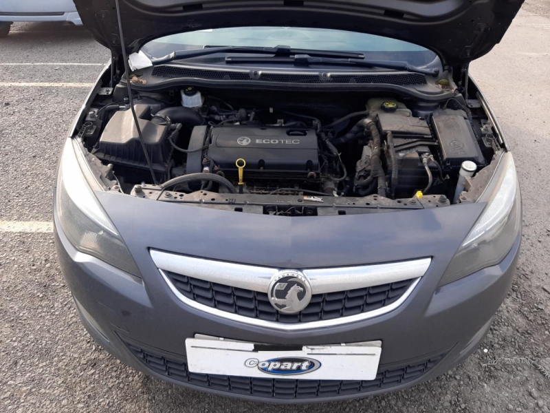 U69, Opel Astra 2012, 1.6, бензин, МКПП