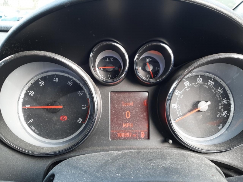 U69, Opel Astra 2012, 1.6, бензин, МКПП