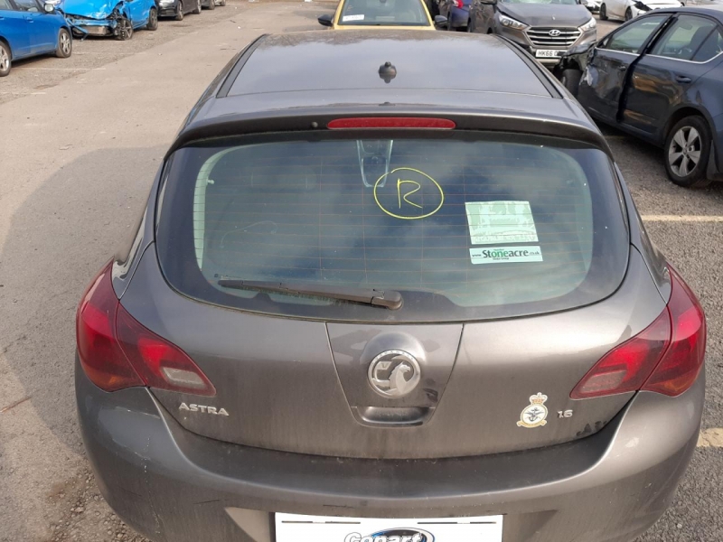 U69, Opel Astra 2012, 1.6, бензин, МКПП