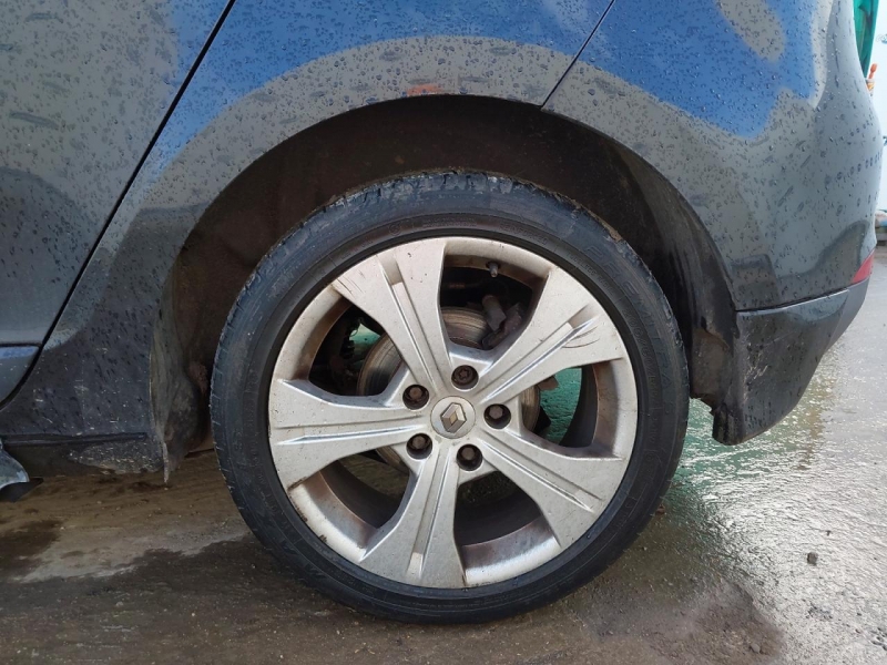 U71, Renault Megane 2009, 1.6, бензин, МКПП