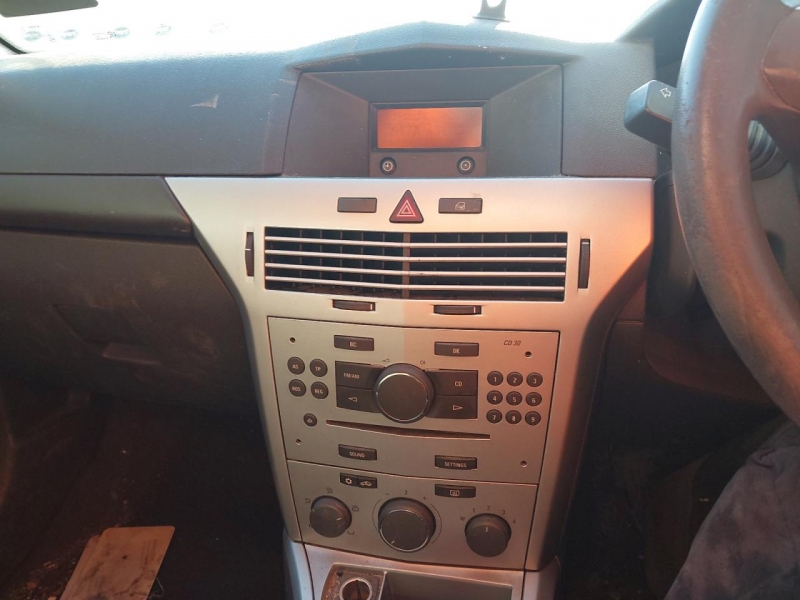Y1, Opel Astra 2010, 1.6, бензин, МКПП