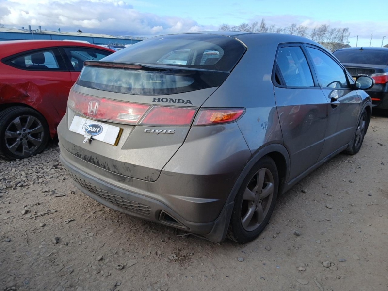 Y9, Honda Civic 2006, 1.8, бензин, МКПП