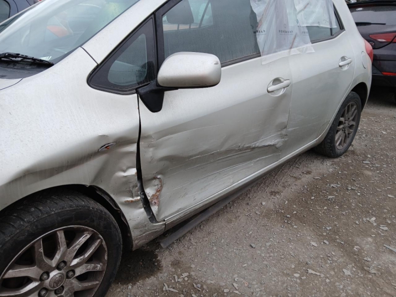 W210, Toyota Auris 2007, 1.6, бензин, МКПП