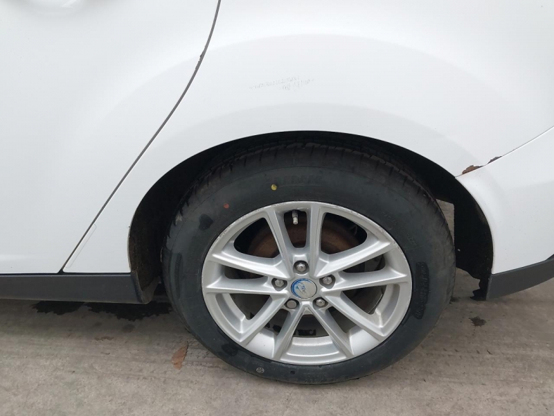 W214, Ford Focus 2015, 1.0, бензин, МКПП