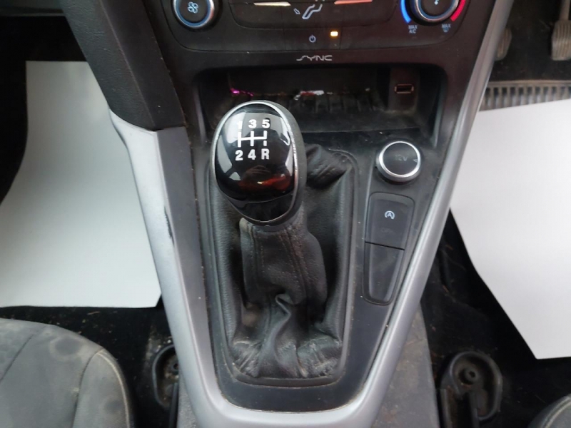 W214, Ford Focus 2015, 1.0, бензин, МКПП