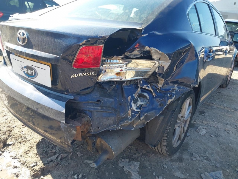 W215, Toyota Avensis 2010, 1.8, бензин, МКПП