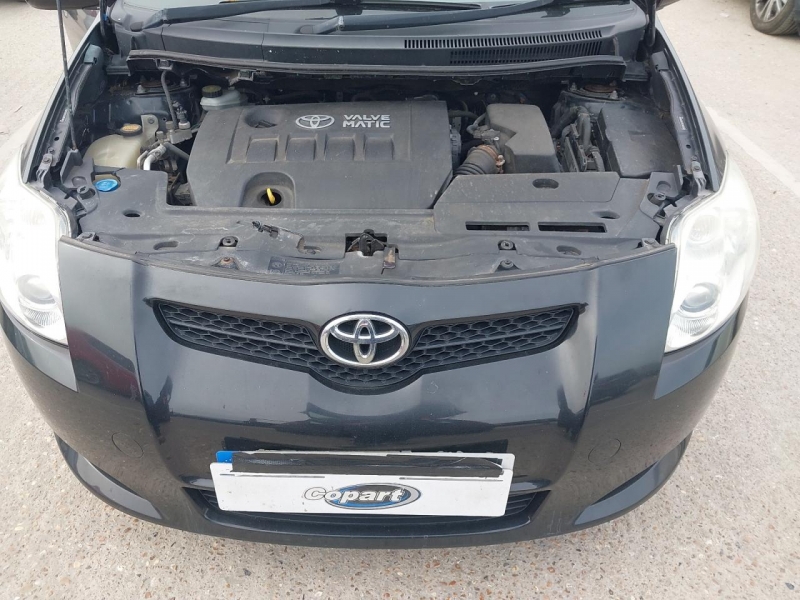 Y26, Toyota Auris 2010, 1.6, бензин, МКПП
