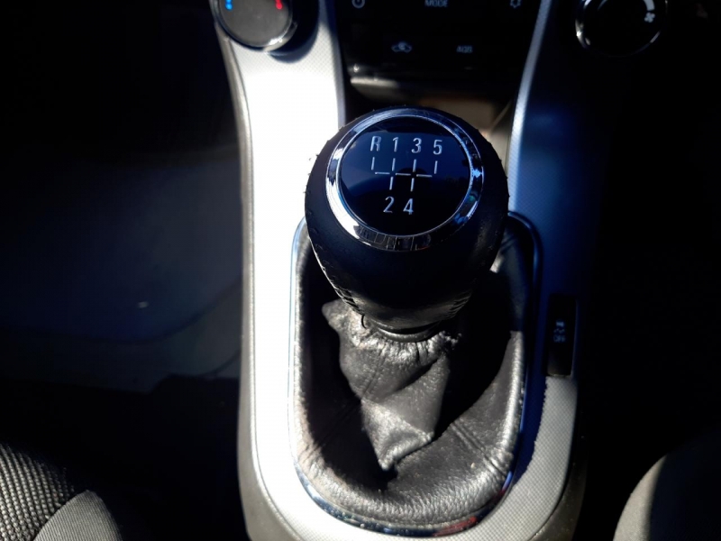 U100, Chevrolet Cruze 2012, 1.8, бензин, МКПП