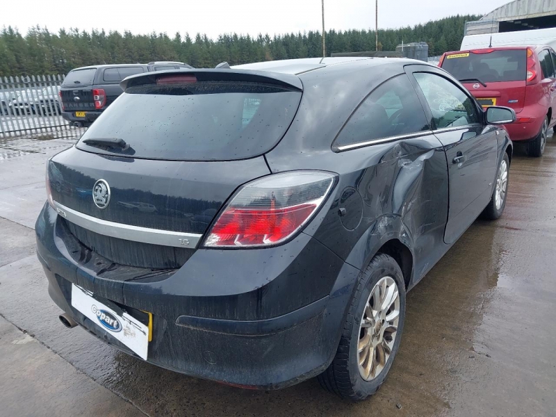 U101, Opel Astra 2011, 1.6, бензин, МКПП