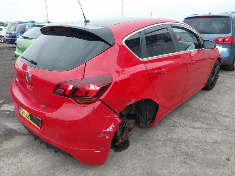 U104, Opel Astra 2012, 1.6, бензин, МКПП