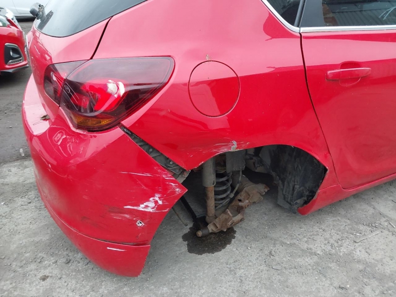 U104, Opel Astra 2012, 1.6, бензин, МКПП