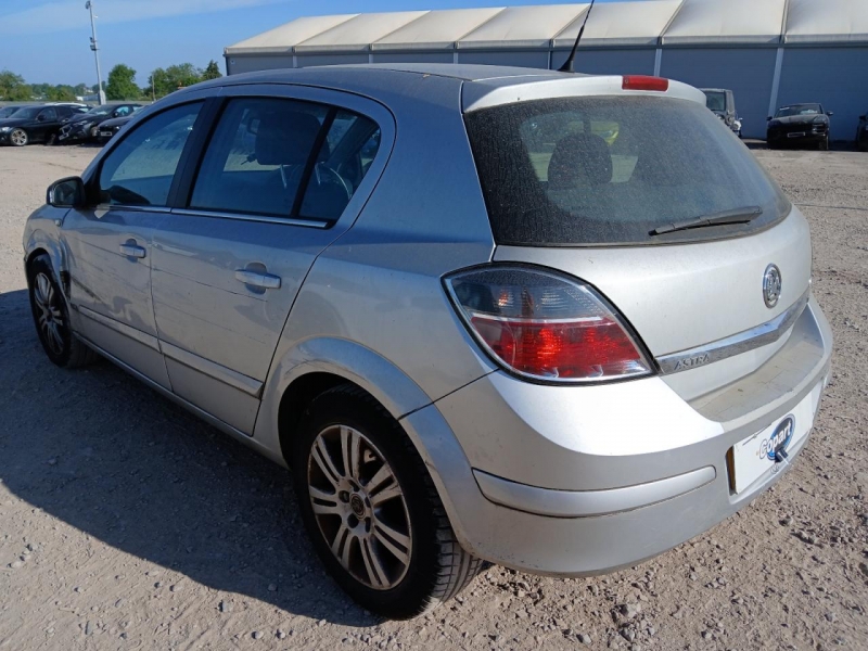 W247, Opel Astra 2007, 1.8, бензин, АКПП
