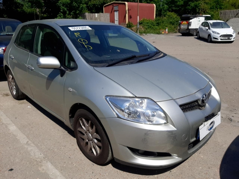 Y63, Toyota Auris 2007, 1.6, бензин, МКПП