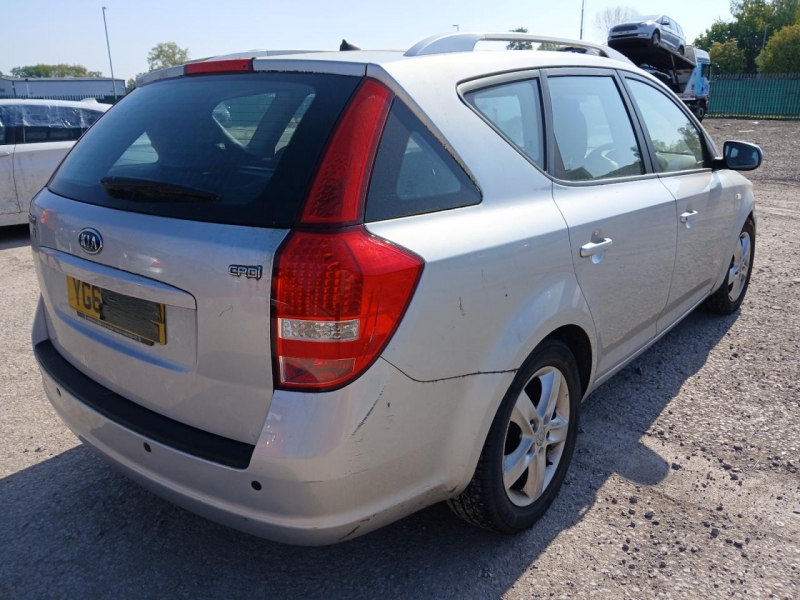 W273, Kia Ceed 2010, 1.6, дизель, МКПП