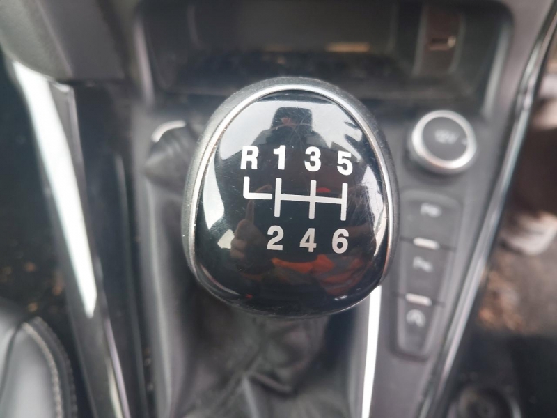 W277, Ford Focus 2015, 1.0, бензин, МКПП