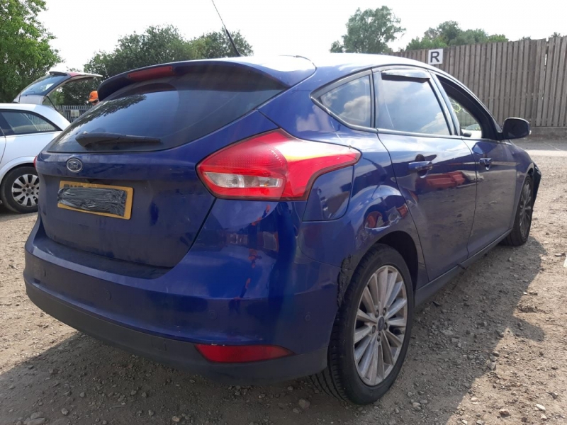 Y88, Ford Focus 2015, 1.0, бензин, МКПП