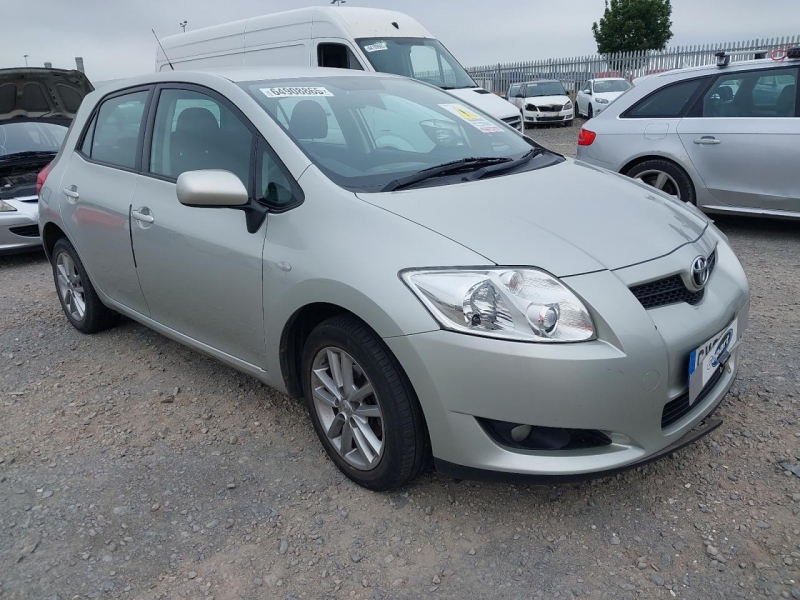 Y98, Toyota Auris 2009, 1.6, бензин, МКПП