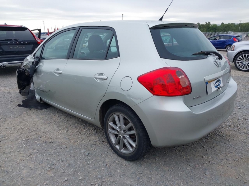 Y98, Toyota Auris 2009, 1.6, бензин, МКПП