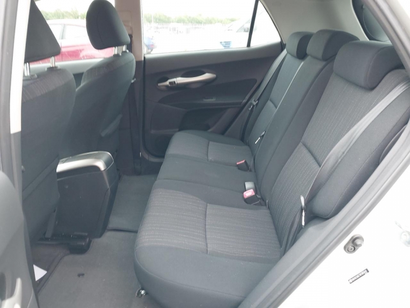 Y98, Toyota Auris 2009, 1.6, бензин, МКПП