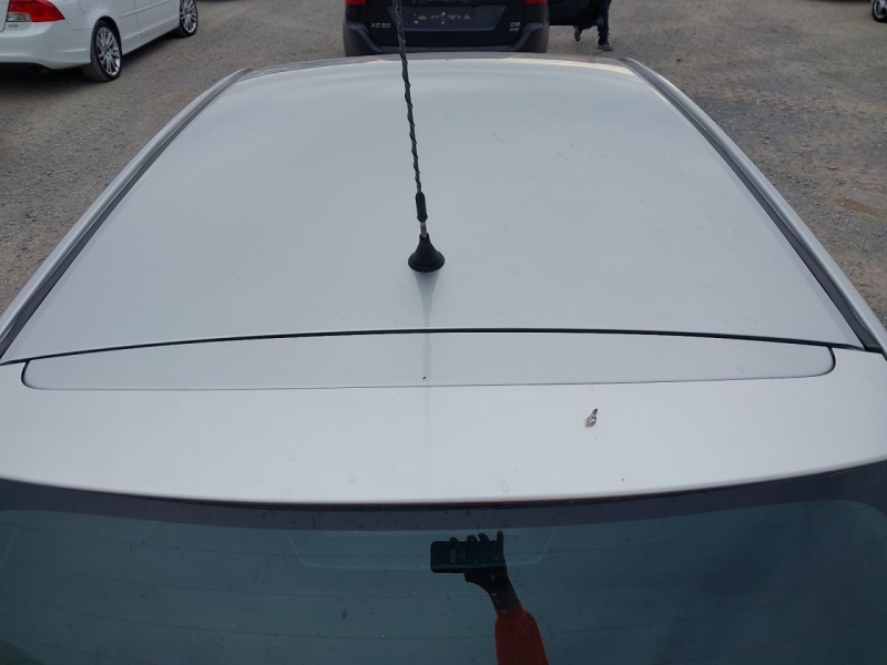 Y98, Toyota Auris 2009, 1.6, бензин, МКПП