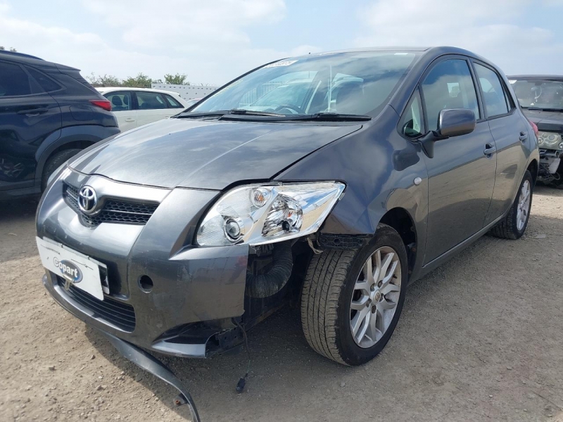 U166, Toyota Auris 2008, 1.6, бензин, МКПП