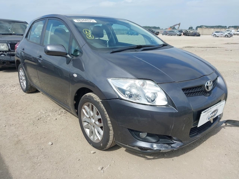U166, Toyota Auris 2008, 1.6, бензин, МКПП