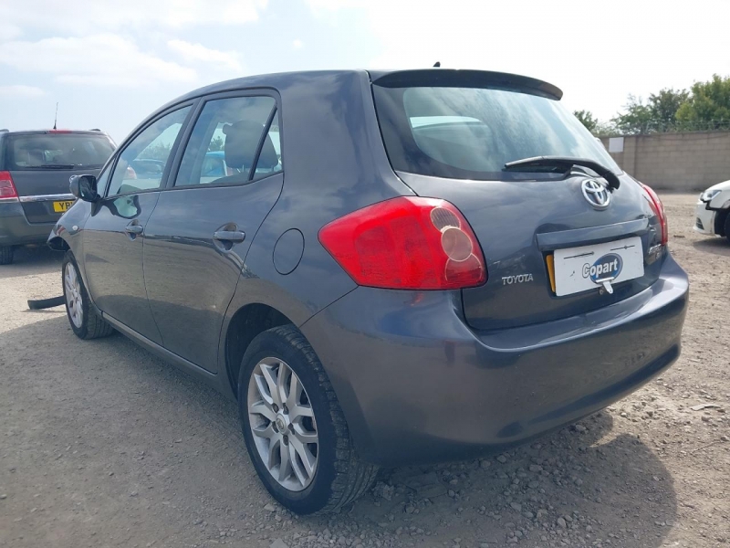 U166, Toyota Auris 2008, 1.6, бензин, МКПП