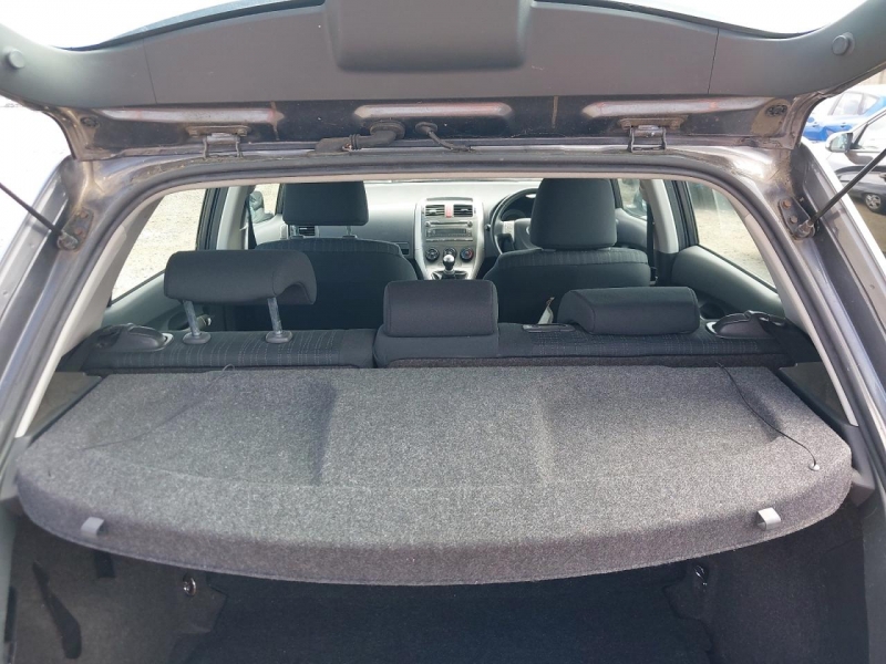 U166, Toyota Auris 2008, 1.6, бензин, МКПП