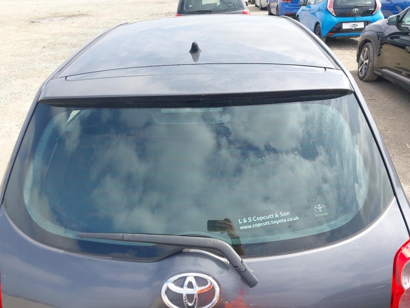 U166, Toyota Auris 2008, 1.6, бензин, МКПП