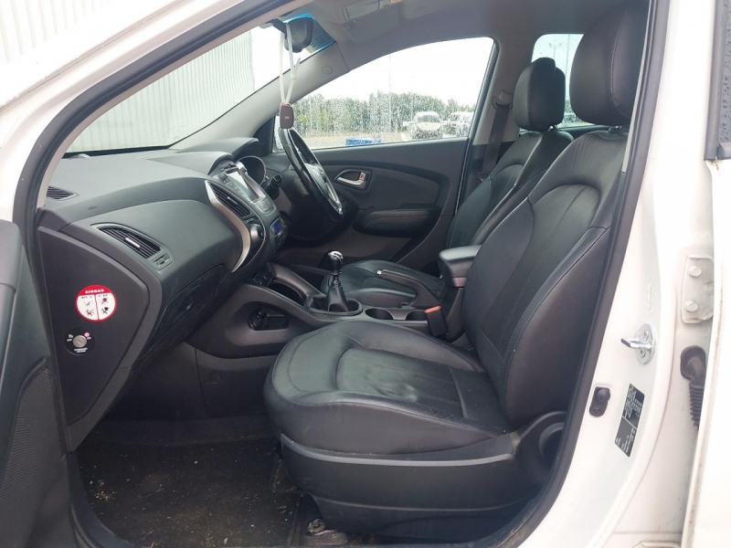Y111, Hyundai ix35 2013, 2.0, дизель, МКПП