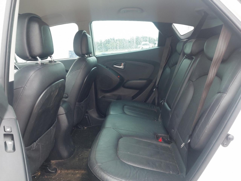 Y111, Hyundai ix35 2013, 2.0, дизель, МКПП