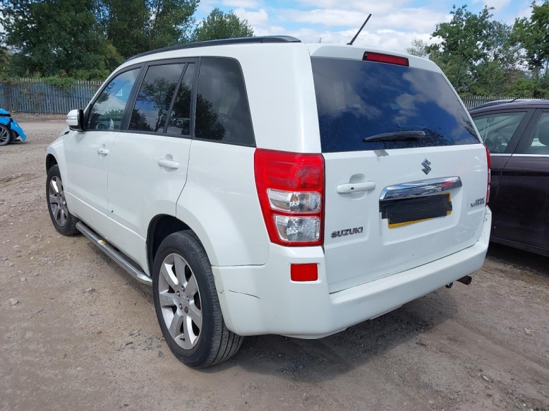 Y112, Suzuki Grand Vitara 2012, 2.4, бензин, МКПП