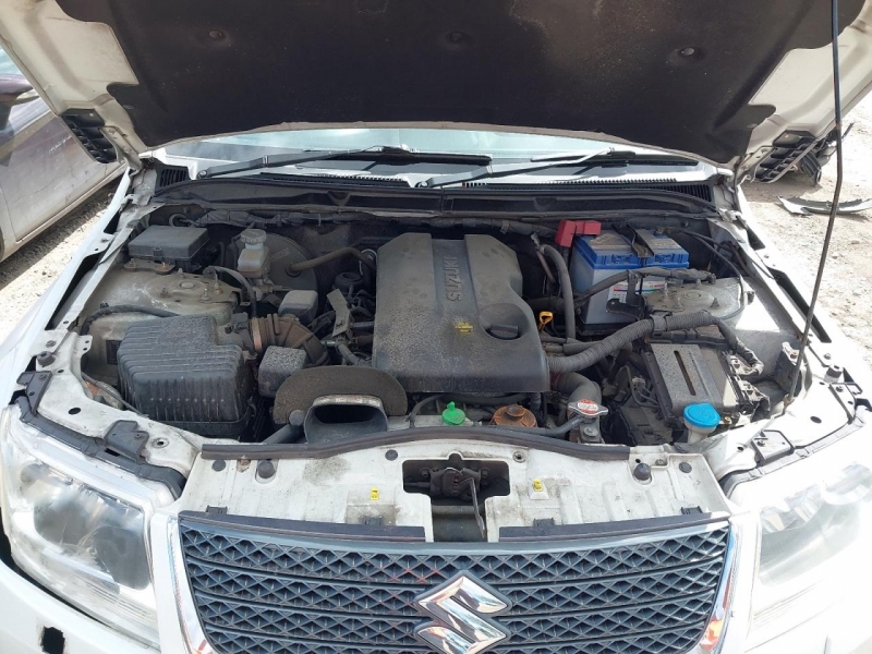 Y112, Suzuki Grand Vitara 2012, 2.4, бензин, МКПП