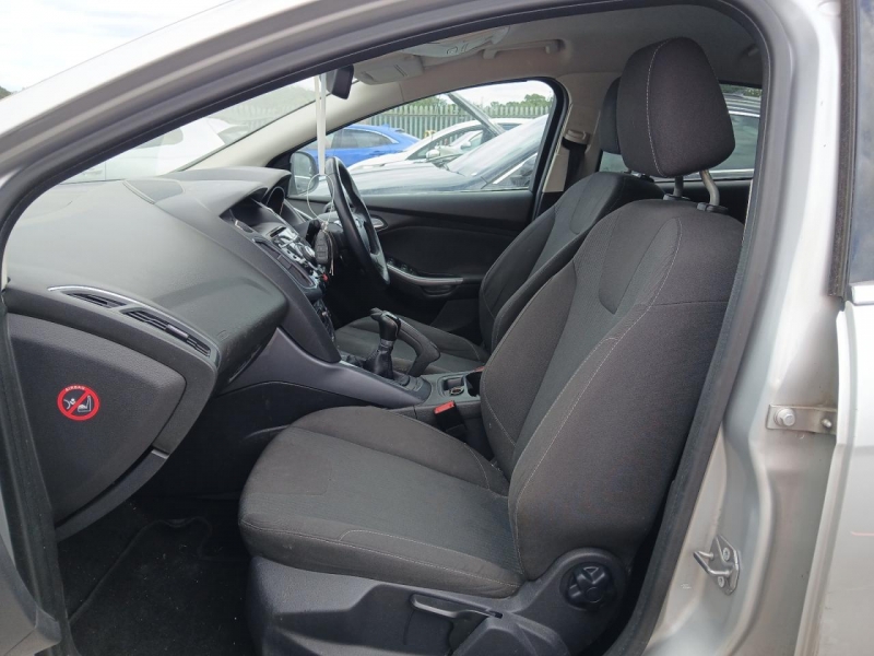 W295, Ford Focus 2011, 1.6, бензин, МКПП