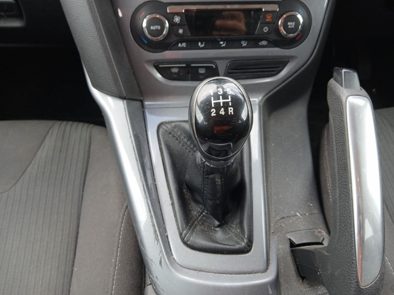 W295, Ford Focus 2011, 1.6, бензин, МКПП