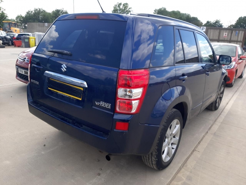 Y120, Suzuki Grand Vitara 2013, 2.4, бензин, МКПП