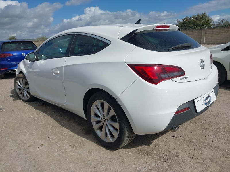 U176, Opel Astra 2013, 1.4, бензин, МКПП