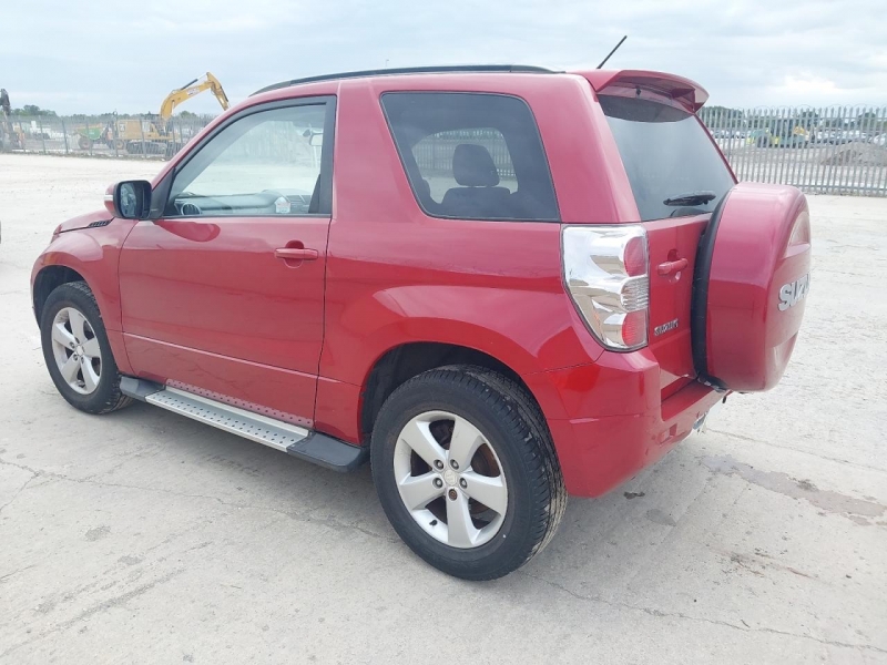 U180, Suzuki Grand Vitara 2009, 2.4, бензин, МКПП