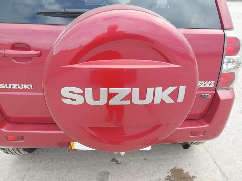 U180, Suzuki Grand Vitara 2009, 2.4, бензин, МКПП