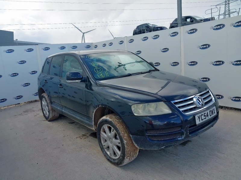 W318, VW Touareg 2004, 2.5, дизель, МКПП
