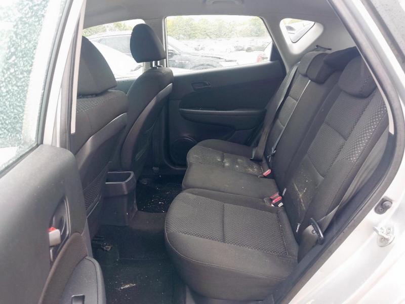 W320, Hyundai i30 2012, 1.4, бензин, МКПП