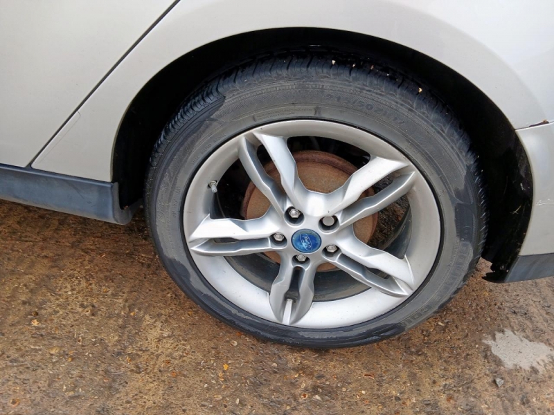 Y130, Ford Focus 2014, 1.0, бензин, МКПП