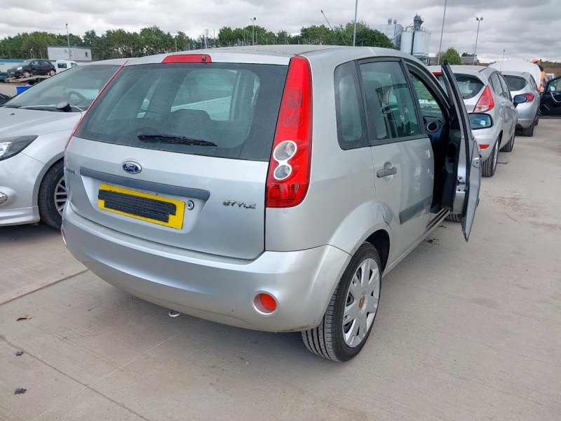 Y132, Ford Fiesta 2006, 1.1, бензин, МКПП