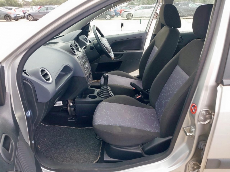 Y132, Ford Fiesta 2006, 1.1, бензин, МКПП