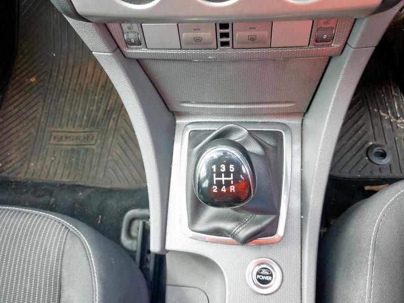 W329, Ford Focus 2010, 1.6, бензин, МКПП