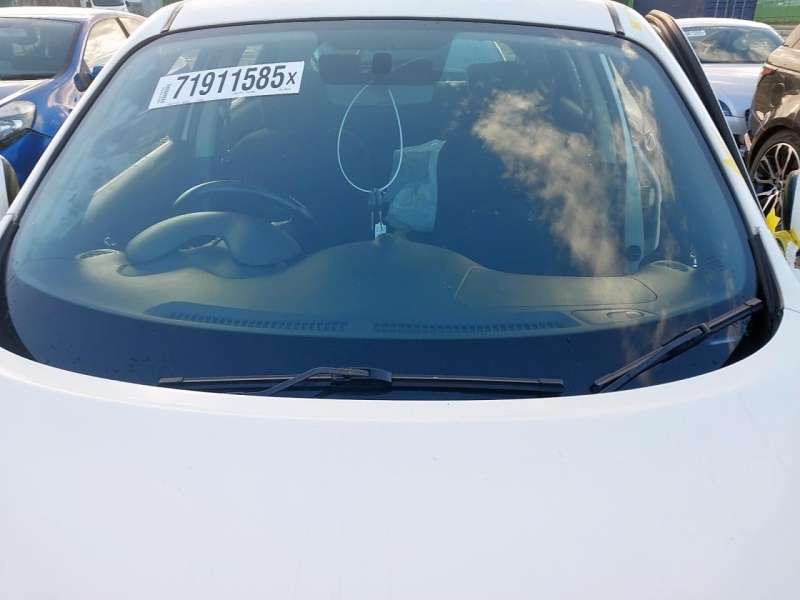 W331, Nissan Juke 2011, 1.6, бензин, МКПП